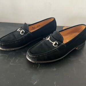 Alden: The Cape Cod collection in black suede.

USA made with no scuffs or marks